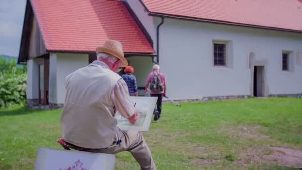 Ehepaar trennt sich von der Malerin — Stockvideo