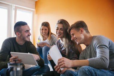 Genç öğrenci öğrenme