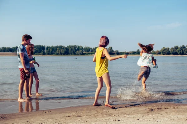 Hippik a strandon — Stock Fotó