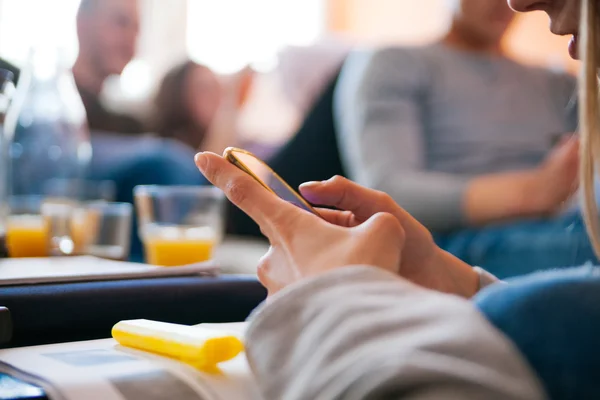 Student On A Smartphone — Stock Photo, Image