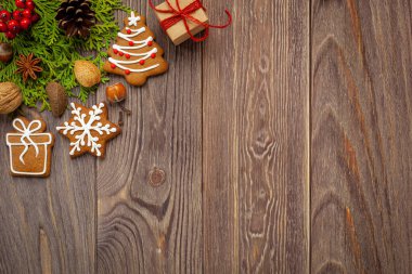 Noel - arka planda zencefilli kurabiye ve metin için yer