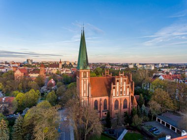 Polonya Kraliçemizin Olsztyn 'deki garnizon kilisesi.