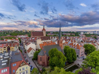 Olsztyn - eski kasaba, eski belediye binası, Saint James Katedrali Bazilikası, kiralık evler, Evanjelik Kilise