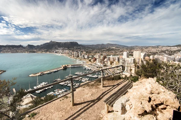 Pohled na turistické město, Calpe, Španělsko — Stock fotografie