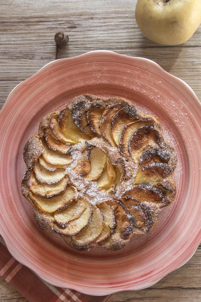 Homemade apple pie detail, close up. Top view — Stock Photo, Image