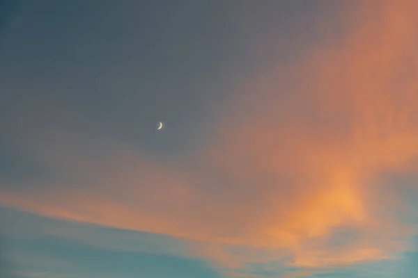Облака Небе Чудесное Зрелище Неба Полного Облаков Глубина Трехмерность Облачного — стоковое фото