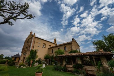 Bernardella, Ascoli Piceno, Marche. Madonna della Consolazione Sığınağı. Görünüm