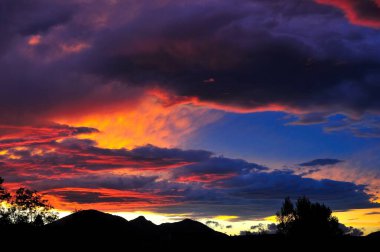 Molise 'de günbatımının muhteşem fotoğrafları