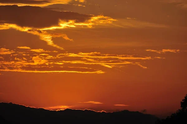 モリーゼの夕日の壮大な写真 — ストック写真