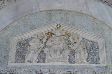 Sessa Aurunca, Campania. Kubbe. 12. yüzyılın başlarında (1113 yılında kutsanmıştır) inşa edilen Sessa Aurunca Katedrali, 13. yüzyılın ilk yarısında mevcut görünümünü aldı..