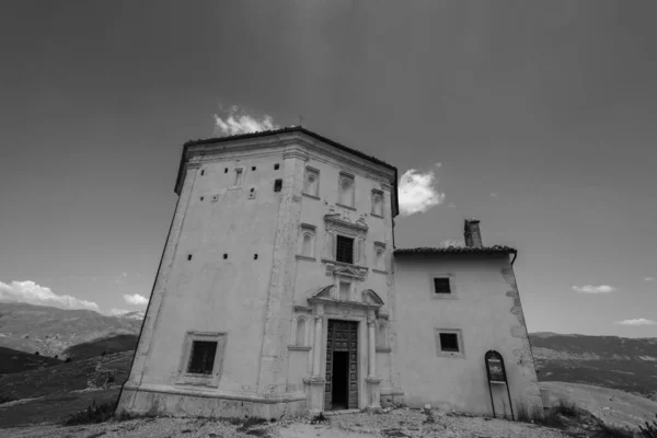 Abruzzo Laquila Rocca Calascio Church Della Piet Church Located Path — Stock Photo, Image