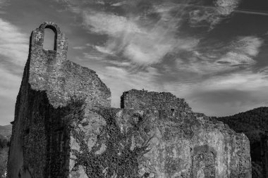 Isernia, Molise, S. Spirito Göksel Manastırı 'nın kalıntıları. Görünüm.