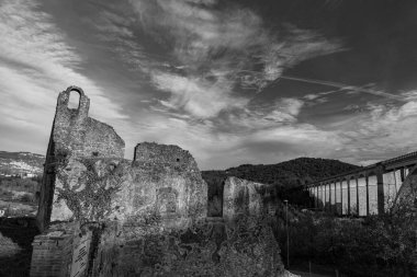 Isernia, Molise, S. Spirito Göksel Manastırı 'nın kalıntıları. Görünüm.
