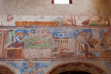 Benedictine AbBenedictine Manastırı Formis, Capua, Campania, İtalya 'da. Kilise San Michele Arcangelo.bey of SantAngelo in Formis, Capua, Campania, İtalya 'ya adanmıştır. Kilise San Michele Arcangelo 'ya adanmıştır..