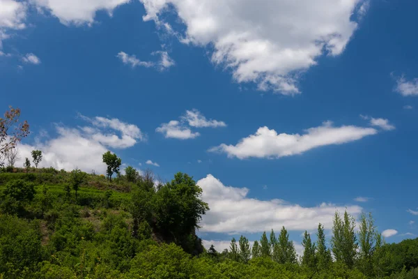 Campania Felix, İtalya. Güney İtalya 'nın en güzel yerlerinden birinin muhteşem manzarası. Adı da antik Romalılar olan Campania Felix..