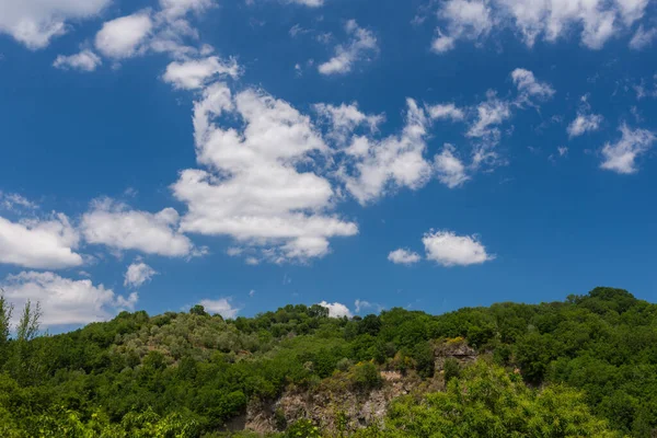 Campania Felix, İtalya. Güney İtalya 'nın en güzel yerlerinden birinin muhteşem manzarası. Adı da antik Romalılar olan Campania Felix..