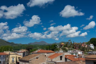 Teano, Campania Felix, İtalya. Güney İtalya 'nın en güzel yerlerinden birinin muhteşem manzarası. Adı da antik Romalılar olan Campania Felix..