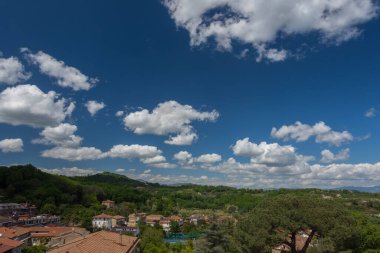 Teano, Campania Felix, İtalya. Güney İtalya 'nın en güzel yerlerinden birinin muhteşem manzarası. Adı da antik Romalılar olan Campania Felix..