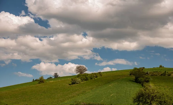 Abruzzen Wunderbare Frühlingsausblicke Auf Eine Der Schönsten Regionen Italiens — Stockfoto