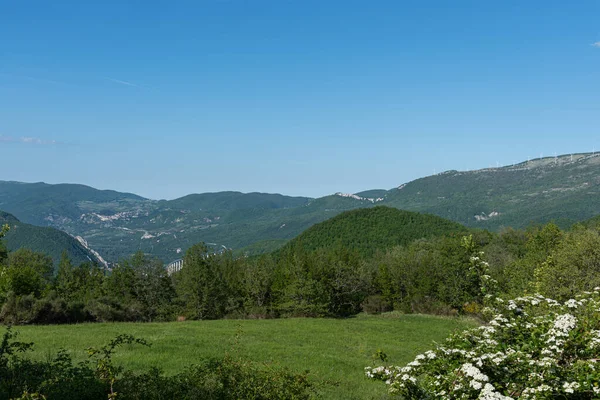 Abruzzo Talya Nın Güzel Bölgelerinden Birinin Harika Bahar Manzarası — Stok fotoğraf