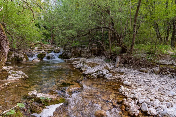 Rzeka Rio Verde Pochodzi Quarto Pomiędzy Abruzzo Molise Krótkiej Drodze — Zdjęcie stockowe