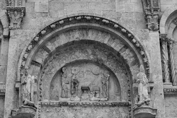 Значительный Архитектурный Интерес Представляет Кафедральный Собор Романском Стиле Сохранились Тела — стоковое фото