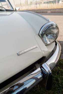 Klasik bir İngiliz otomobil üretimi olan Spitfire, 1962 ve 1980 yılları arasında Triumph Motor Company tarafından üretilen örümcektir. Mk3 sürümü 1967 'den itibaren inşa edilmiştir..