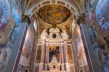 Val Graziosa di Calci 'nin 30 Mayıs 1366' da kurulan Charterhouse, Pisan dağlarının yamaçlarında yer alan 