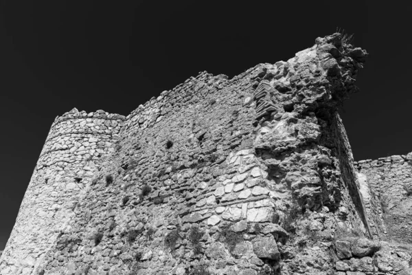 Vrcholu Kopce Kterém Město Postaveno Nachází Zřícenina Normanského Hradu Postaveného — Stock fotografie