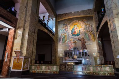 Santa Maria delle Grazie Kilisesi 'nin bitişiğindeki manastır 28 Temmuz 1916' dan itibaren Pietrelcina 'lı Peder Pio' nun yaşadığı ve öldüğü yer olarak bilinir..