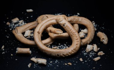 Fennel scaldatelli (veya scaldatelle) Güney İtalya kökenlidir. İsimleri 