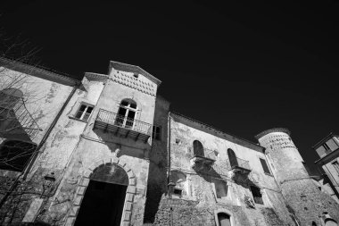 Fornelli, İtalya 'nın Molise bölgesinin Isernia iline bağlı 1883 nüfuslu belediyesi. İtalya 'nın en güzel köylerinin bir parçasıdır..