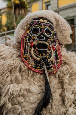 Avrupa Zoomorfik Maskeler Karnavalı, 2023 yılından beri her yıl Isernia 'da düzenlenen bir etkinliktir. Üç ya da dört gün sürecek bir kutlama için Avrupa 'nın her yerinden zoomorfik maskeleri bir araya getiriyor..