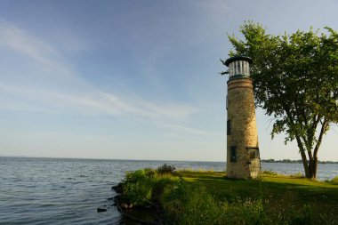 Wisconsin, Oshkosh 'daki Sığınma Noktası Deniz Feneri Sonbahar mevsimi boyunca.