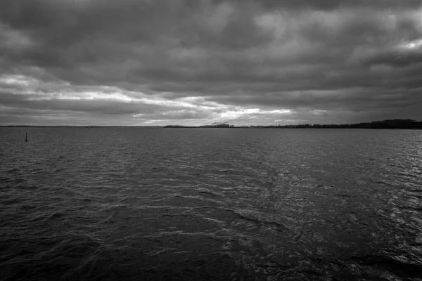 Ostsee Winter Unter Wolkenverhangenem Himmel — Stockfoto