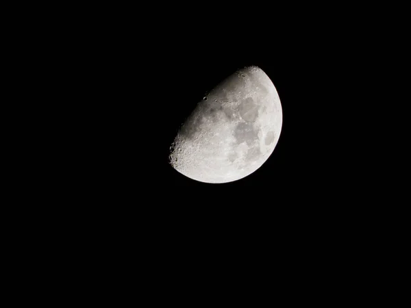 Close Censent Moon Its Craters Night — стоковое фото