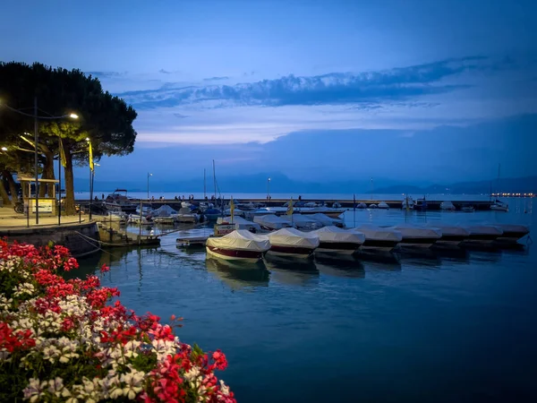 Марина Озере Гарда Италии — стоковое фото