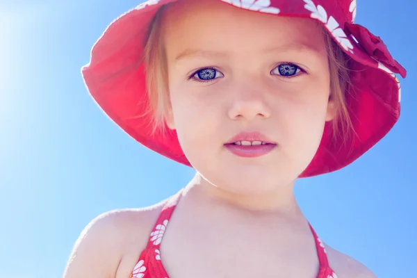 Child little girl beautiful sun beach vacation backlight — Stock Photo, Image