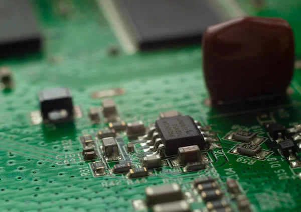 Yüzeye monte edilmiş SMD cihazlı PCB yazdırılmış devre kartı