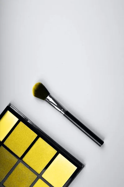 Couleurs tendance 2021 - Gris et Jaune dans l'industrie de la beauté. palette Gris Jaune. — Photo