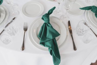 Yeni evliler için Boho düğün masası..