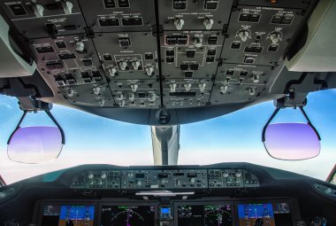 Dreamliner 787 uçak kokpit