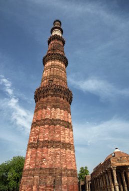 Qutub minar Kulesi