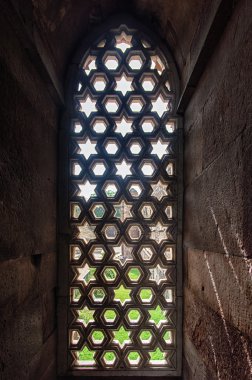 Dekoratif Qutub Minar penceresinde
