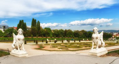 Viyana Belvedere Sarayı bahçeleri