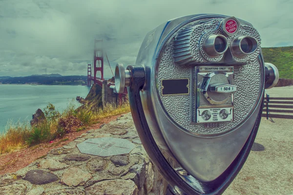 Pay Telescope Golden Gate Bridge — Fotografia de Stock