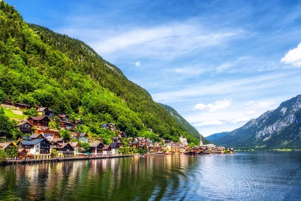 Classic Postcard View Famous Hallstatt Lakeside Town Beautiful Sunny Day — Stock Photo, Image