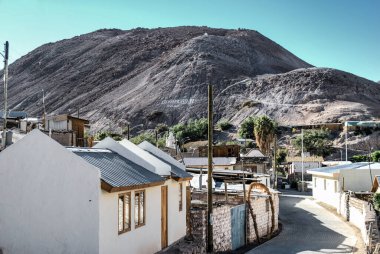 Guanacagua, Şili altiplanosunun 4400 metre yüksekliğinde küçük bir kasabasıdır.
