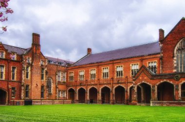 Queen 's Üniversitesi, Belfast, Kuzey İrlanda