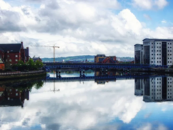 Belfast Irlanda Del Nord Maggio 2008 Queen Bridge River Lagan — Foto Stock